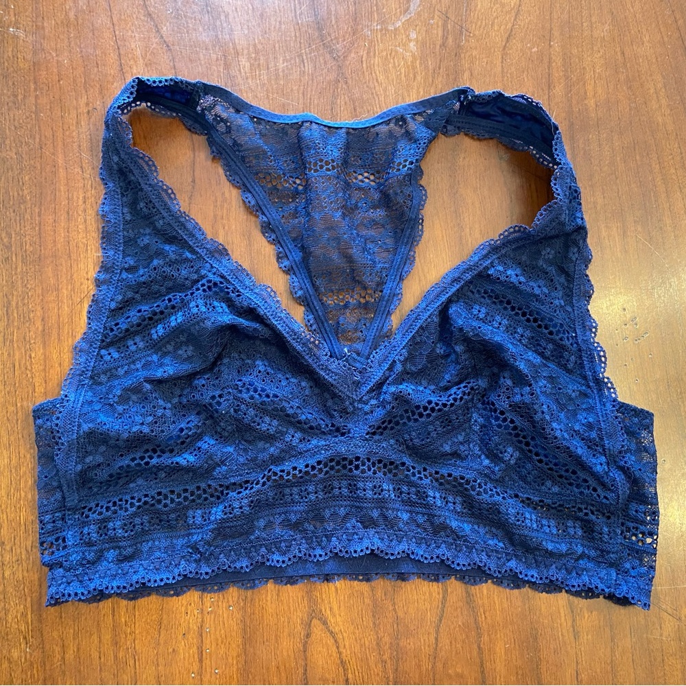 Victoria’s Secret Lace Razorback Blue Bralette Bra size medium